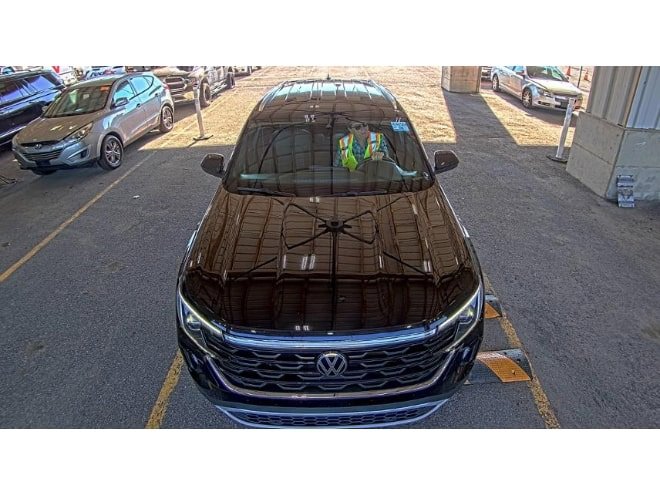 2024 Volkswagen Atlas Cross Sport SE Technology photo 3