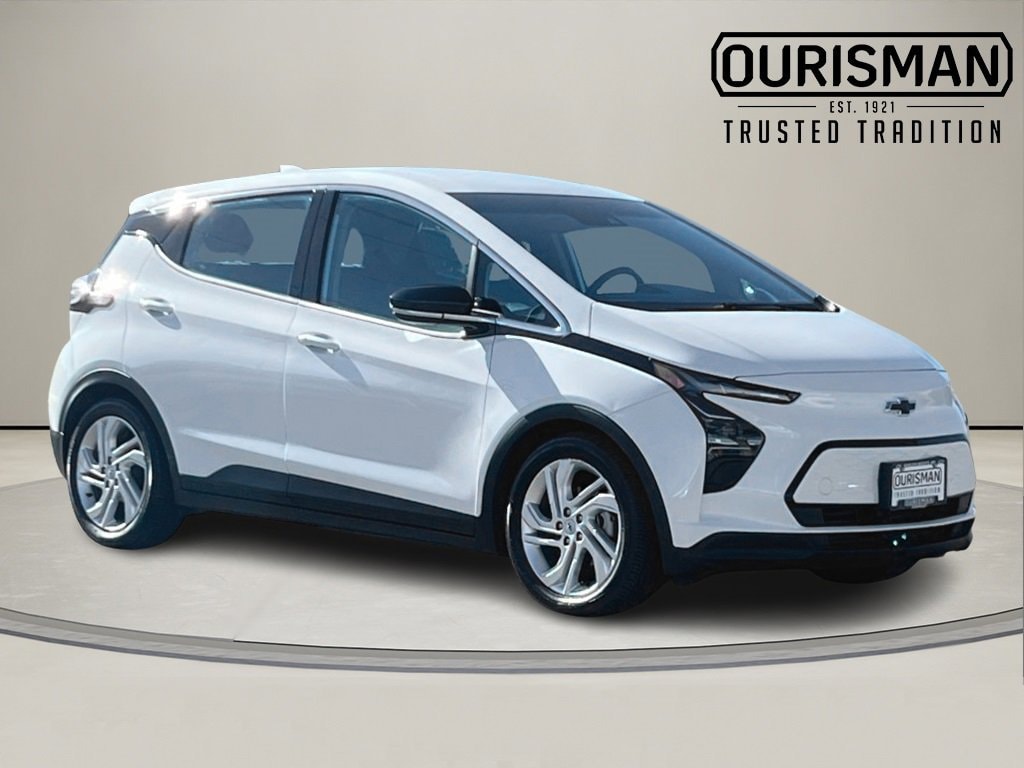 2023 Chevrolet Bolt EV LT's photo