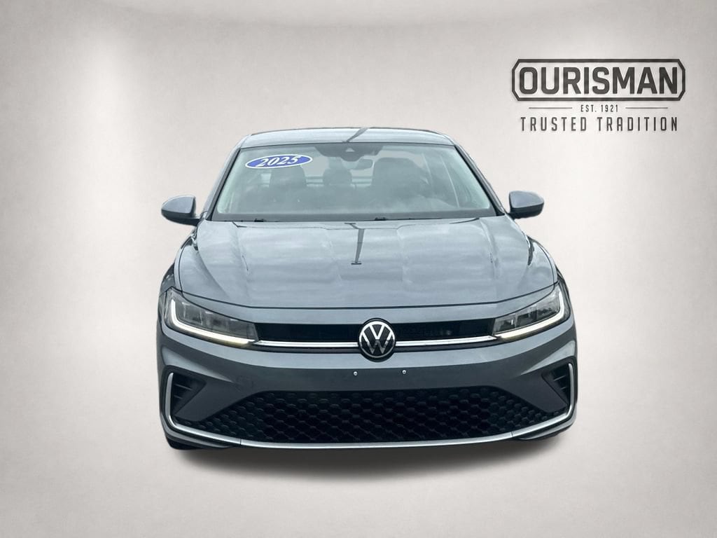 Used 2025 Volkswagen Jetta SE with VIN 3VWEX7BU1SM023326 for sale in Temple Hills, MD