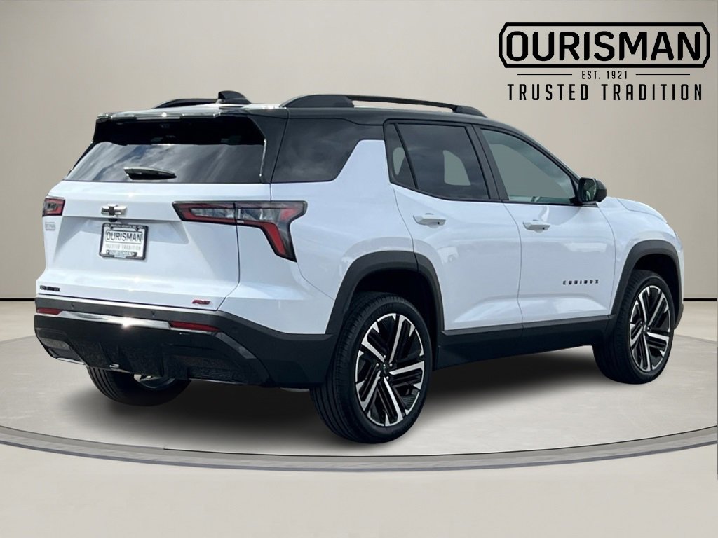 2026 Chevrolet Equinox RS photo 2