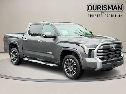2023 Toyota Tundra 4WD Limited Truck CrewMax