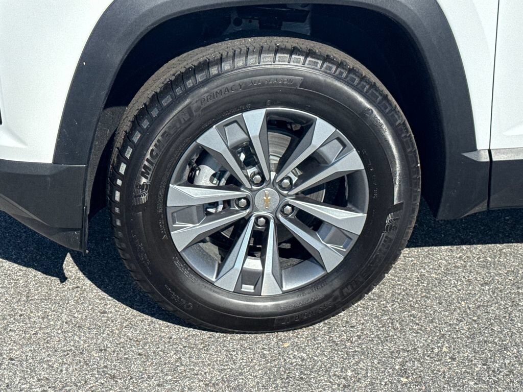 New 2027 Chevrolet Equinox LT SUV