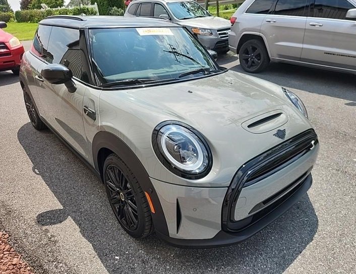 Used 2023 MINI Hardtop 2 Door SE with VIN WMW13DJ05P2S78745 for sale in Temple Hills, MD