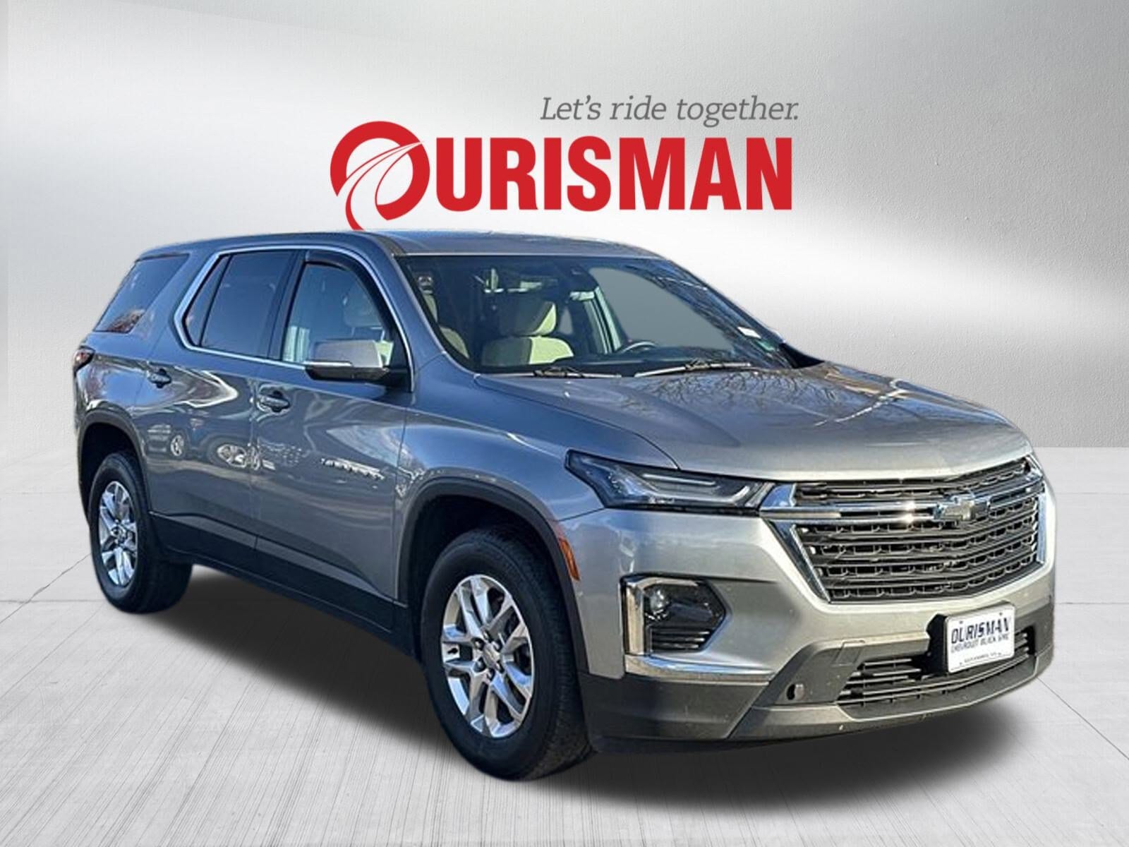2023 Chevrolet Traverse LS's photo