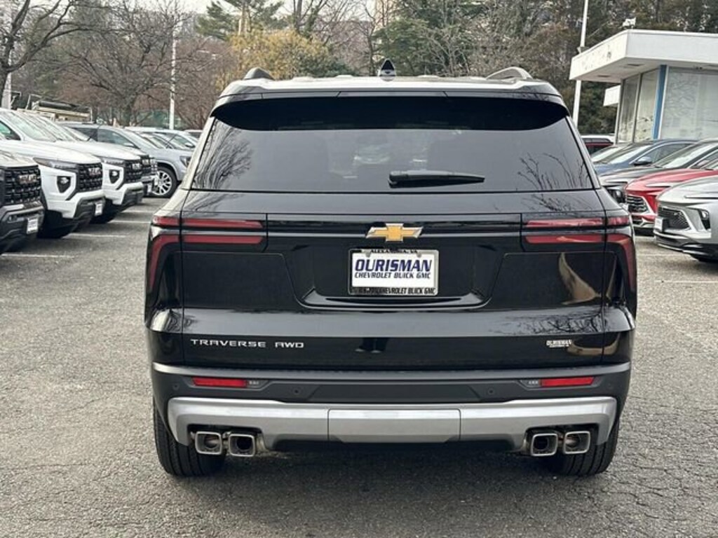 New 2026 Chevrolet Traverse LT SUV