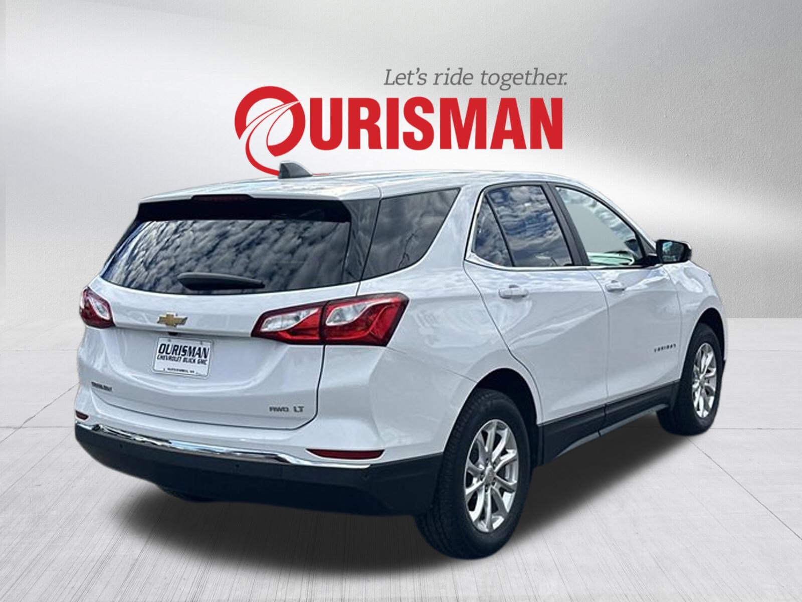 2021 Chevrolet Equinox LT photo 2