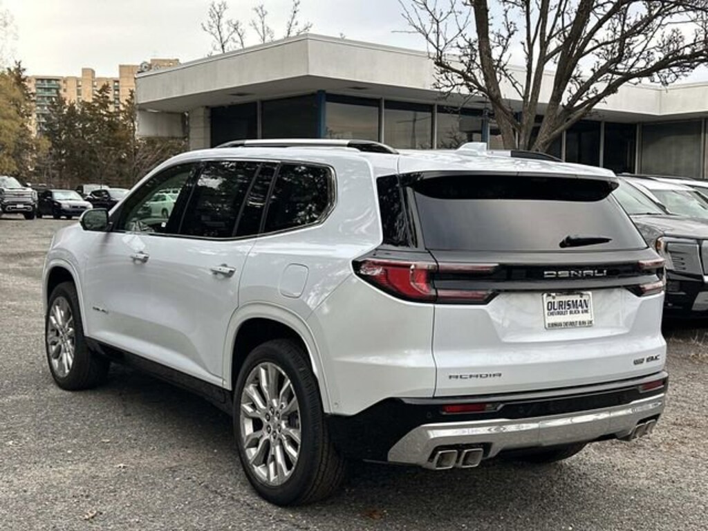 New 2026 GMC Acadia Denali SUV