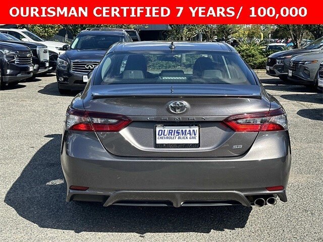 2024 Toyota Camry SE photo 2
