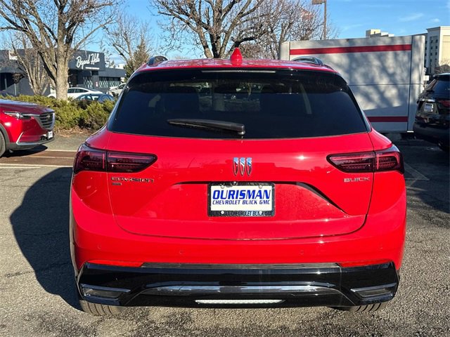 2025 Buick Envision Sport Touring photo 3