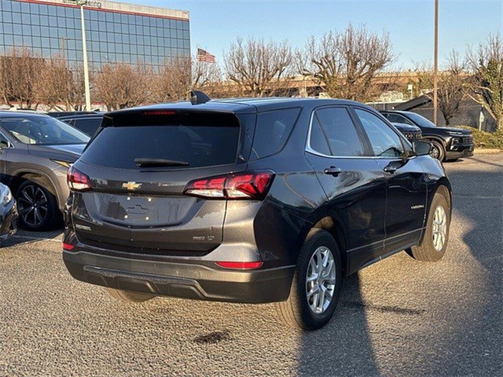 Used 2023 Chevrolet Equinox LT SUV