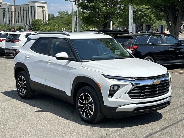 2025 Chevrolet Trailblazer LT AWD's photo