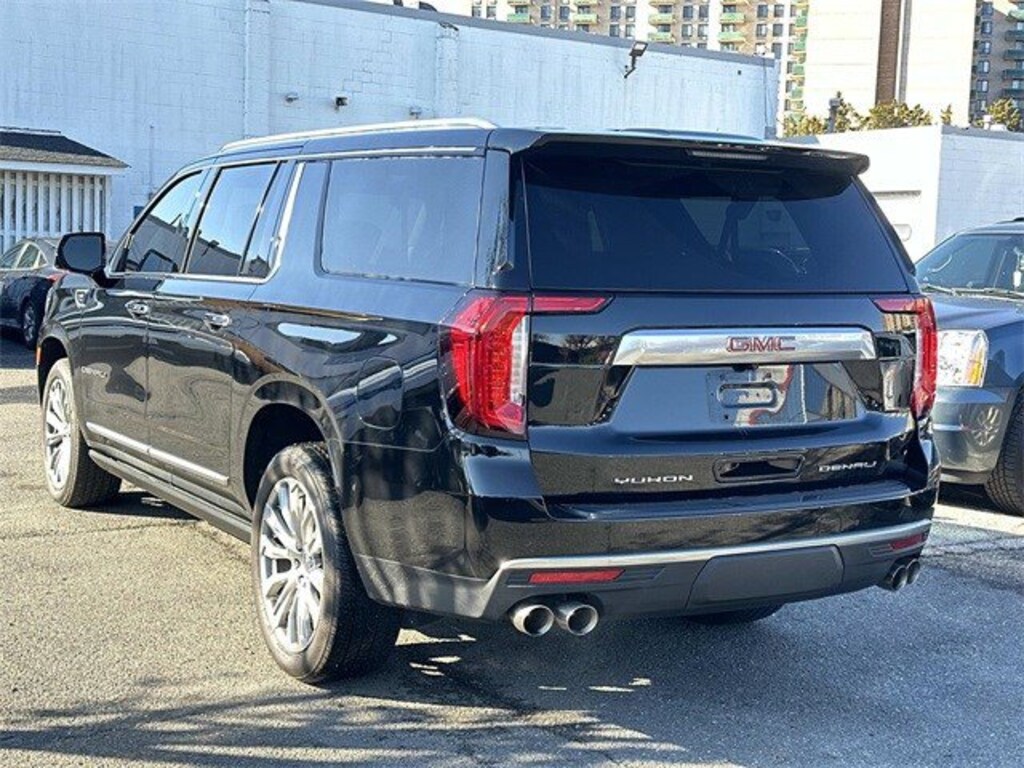 Used 2022 GMC Yukon XL Denali SUV