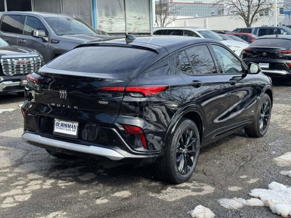 New 2026 Buick Envista Sport Touring SUV