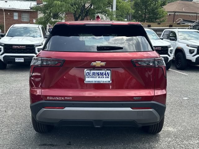 2027 Chevrolet Equinox LT - Photo 3