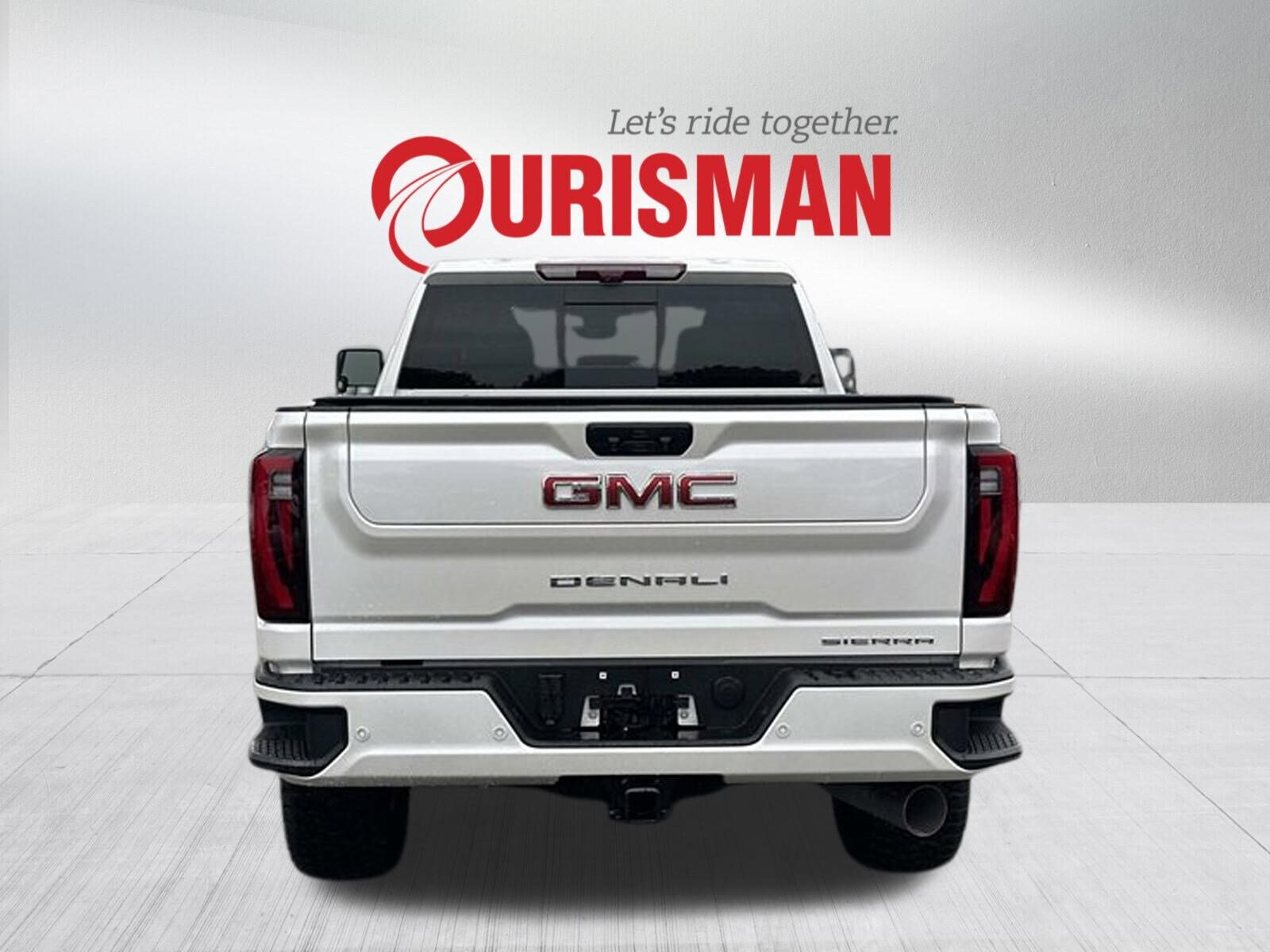 2025 Gmc Sierra 2500 HD Denali photo 3