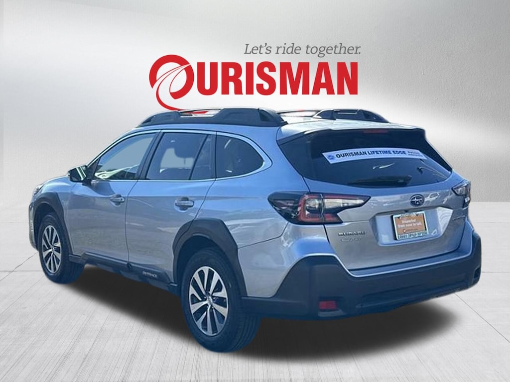 Used 2024 Subaru Outback Premium SUV