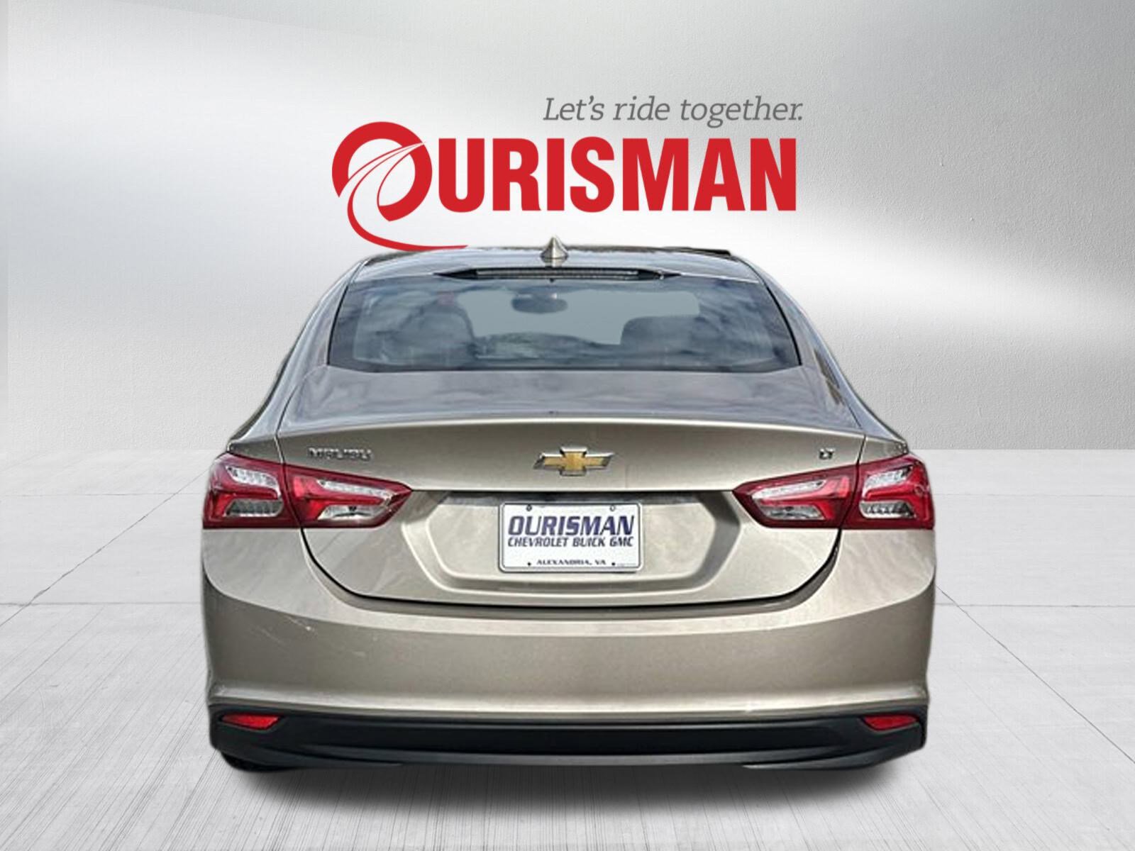 2022 Chevrolet Malibu 1LT photo 3