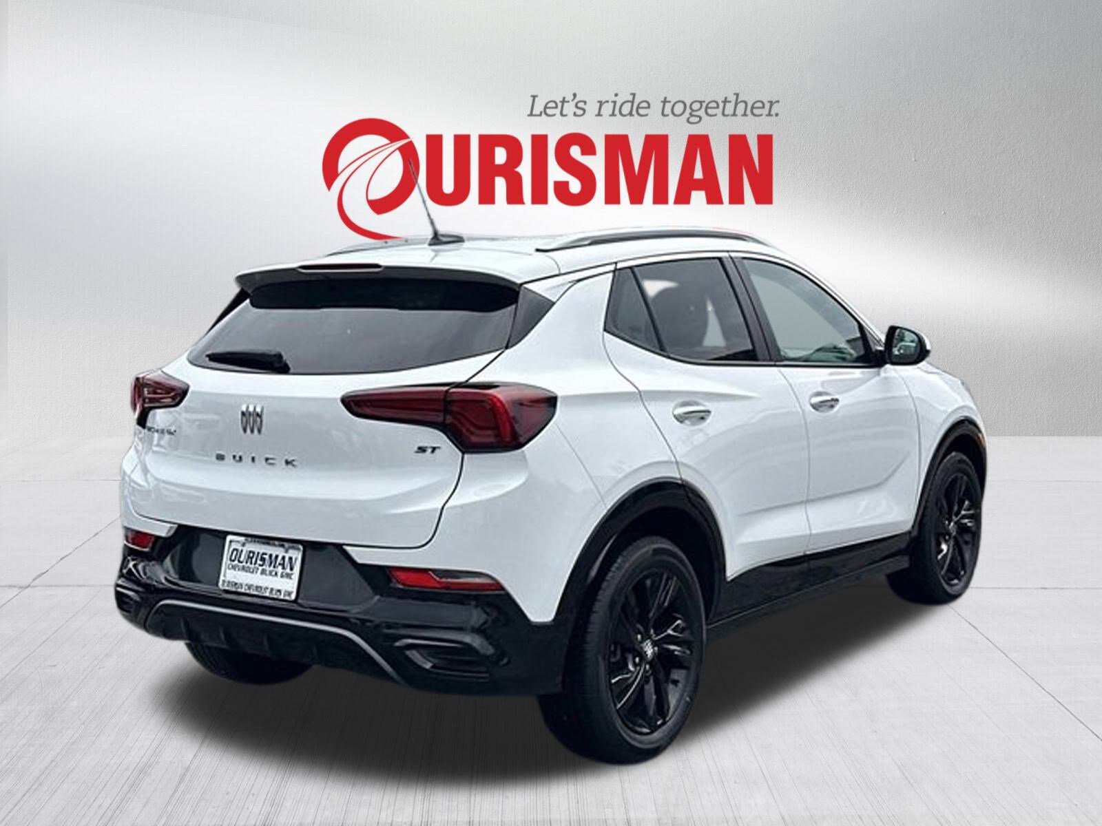 2024 Buick Encore GX Sport Touring photo 2