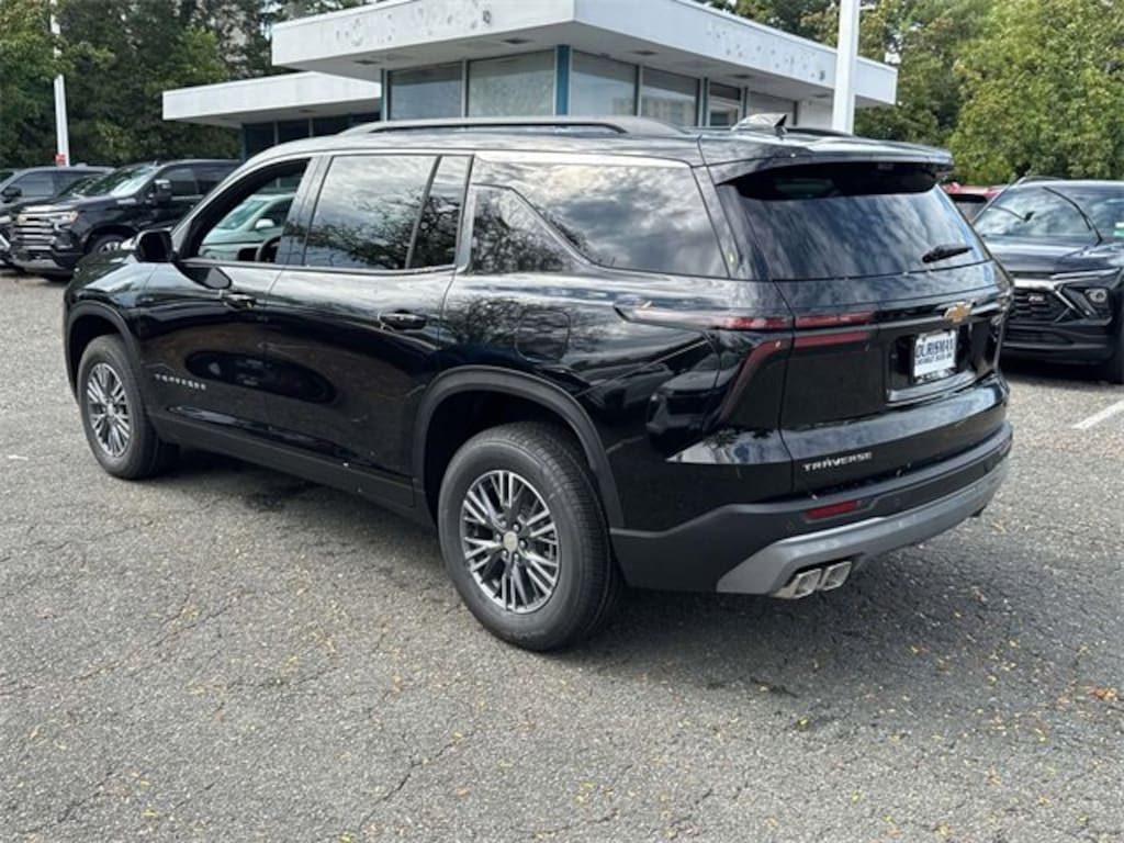 New 2026 Chevrolet Traverse LT SUV