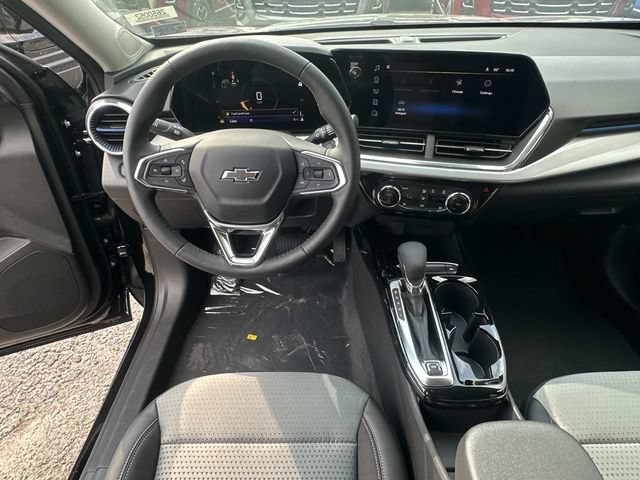 2026 Chevrolet Trax LT - Photo 11