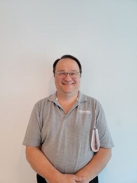 Staff member Scott Lee from ID_b15f982137e1