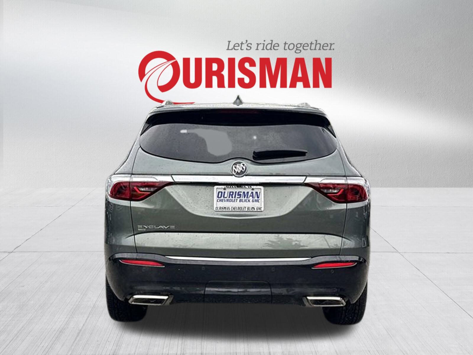 2024 Buick Enclave Essence photo 3