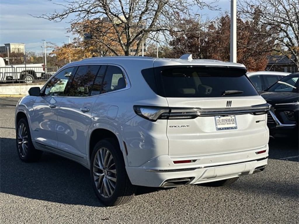 New 2026 Buick Enclave Avenir SUV
