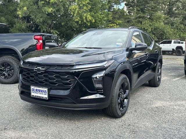 2026 Chevrolet Trax LT - Photo 4