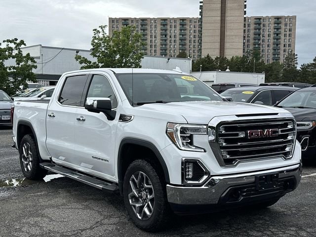 2021 GMC Sierra 4WD Crew Cab Short Box SLT's photo