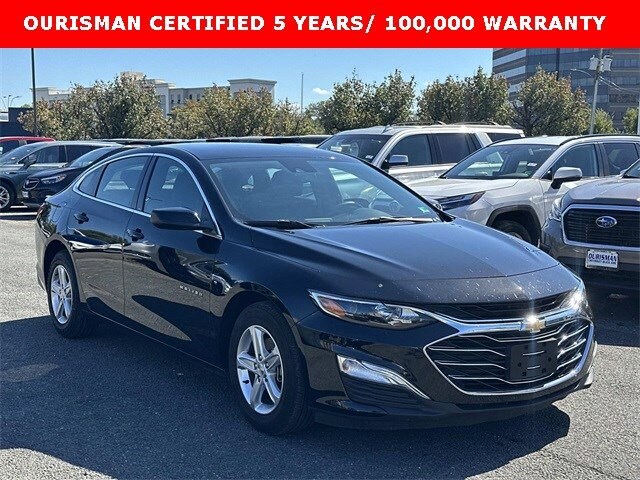 2025 Chevrolet Malibu LS photo 2