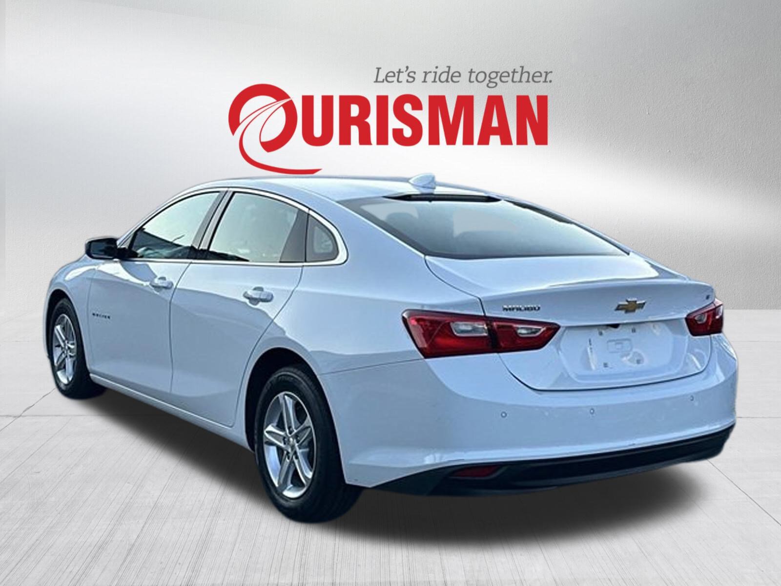 2024 Chevrolet Malibu 1LT photo 3