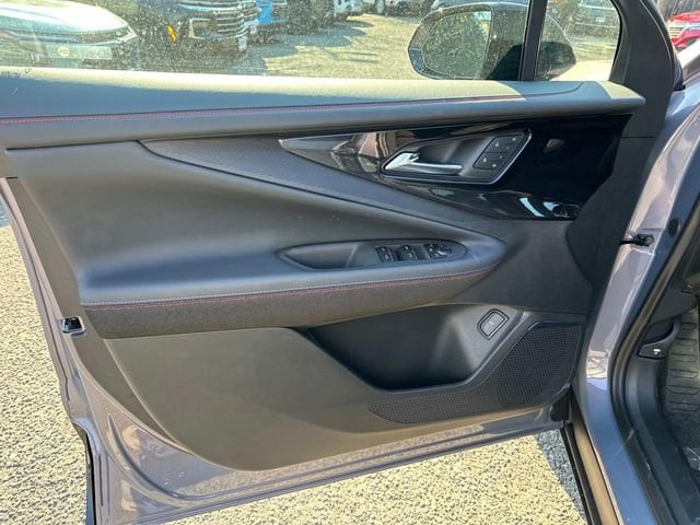 2025 Chevrolet Blazer EV RS - Photo 8