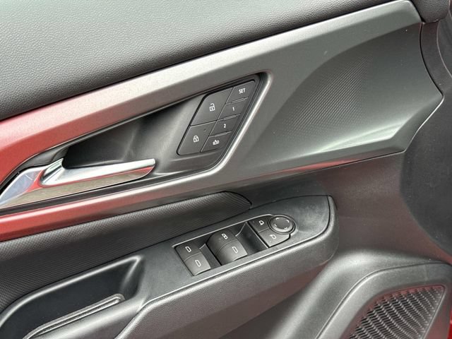 2026 Chevrolet Equinox EV RS - Photo 9