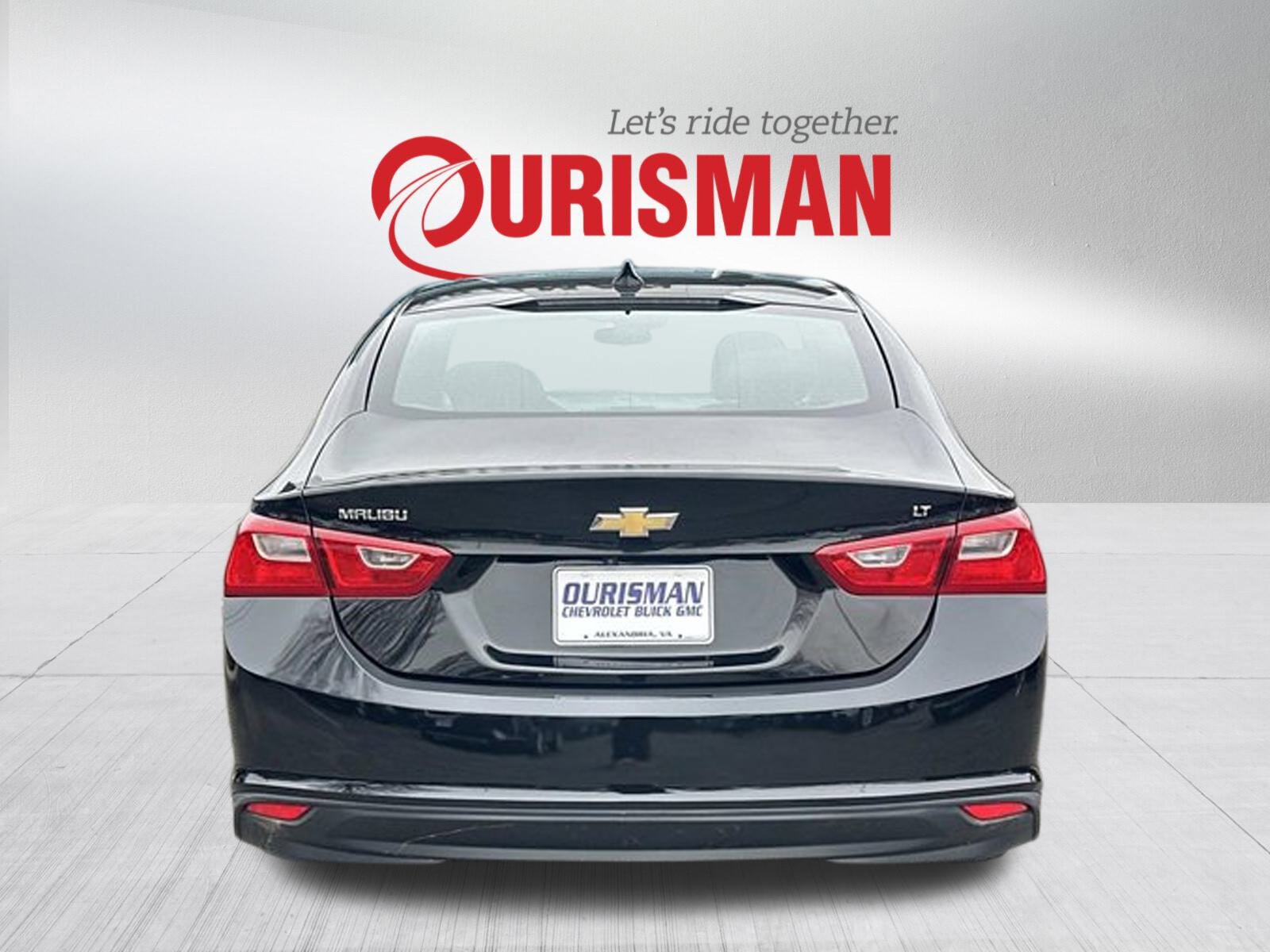 2023 Chevrolet Malibu 1LT photo 3