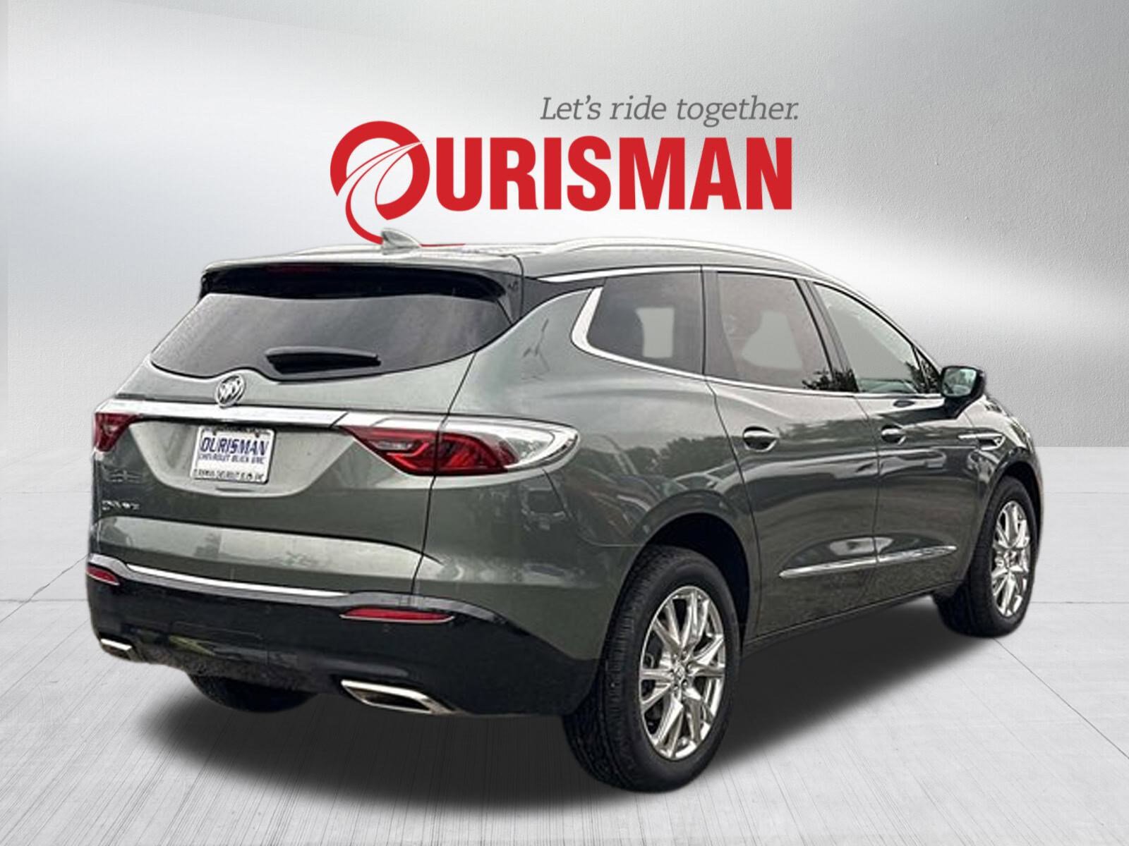 2024 Buick Enclave Essence photo 2