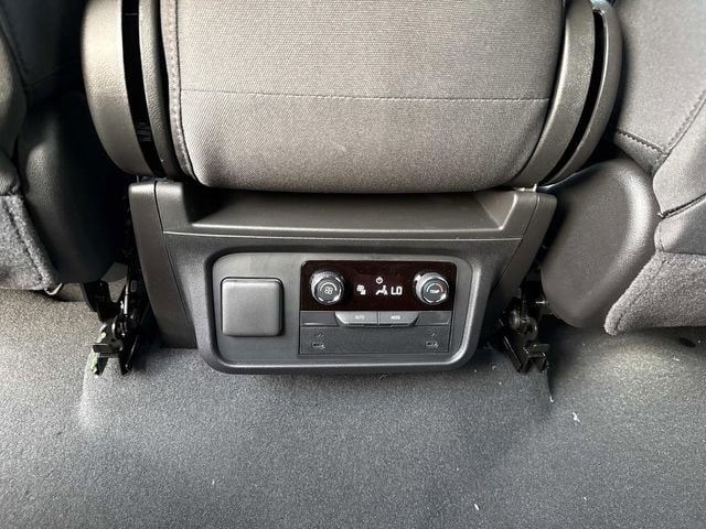 2026 Chevrolet Suburban LS - Photo 13