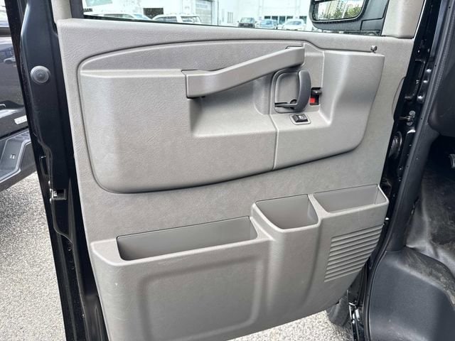 2026 Chevrolet Express Cargo Work Van - Photo 8