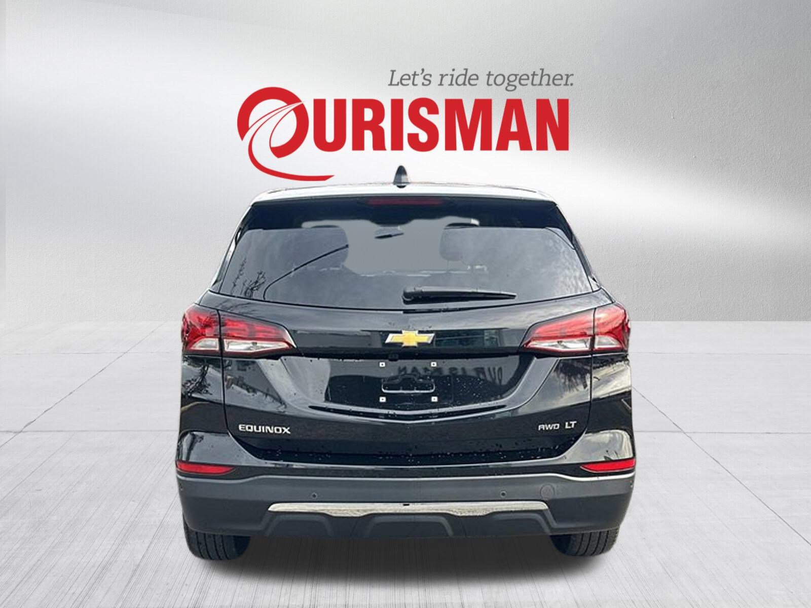 2023 Chevrolet Equinox LT photo 3