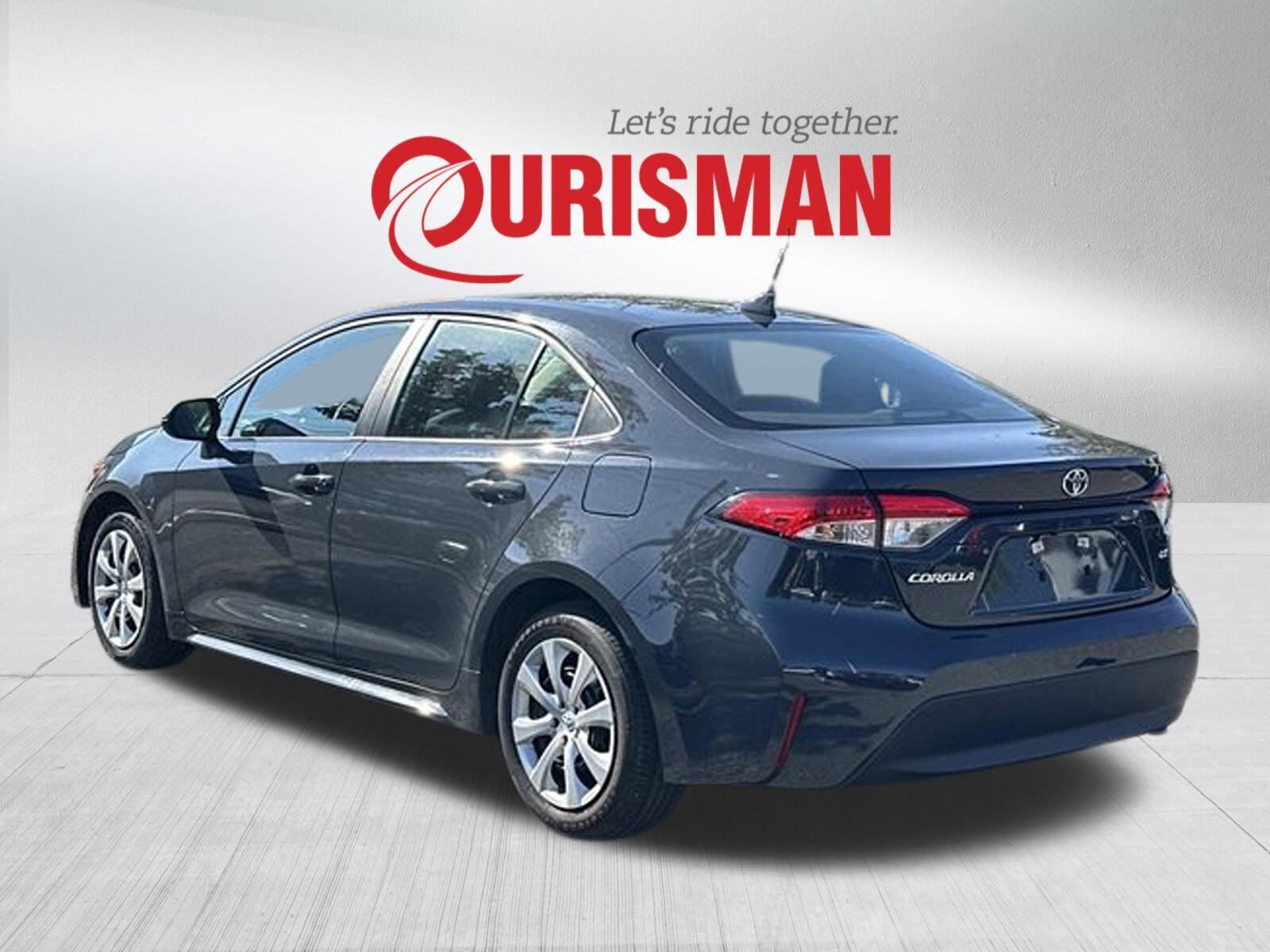 2024 Toyota Corolla LE photo 4