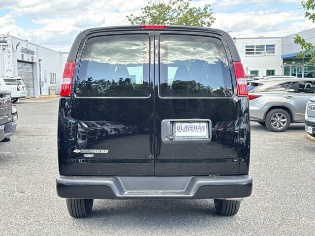 2026 Chevrolet Express Cargo Work Van - Photo 3