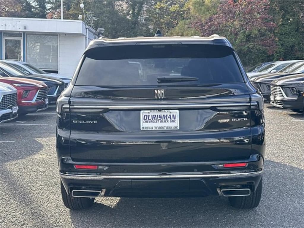 New 2026 Buick Enclave Avenir SUV