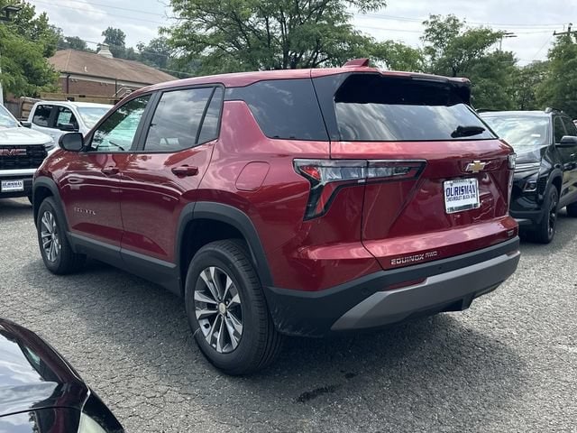 2027 Chevrolet Equinox LT - Photo 4