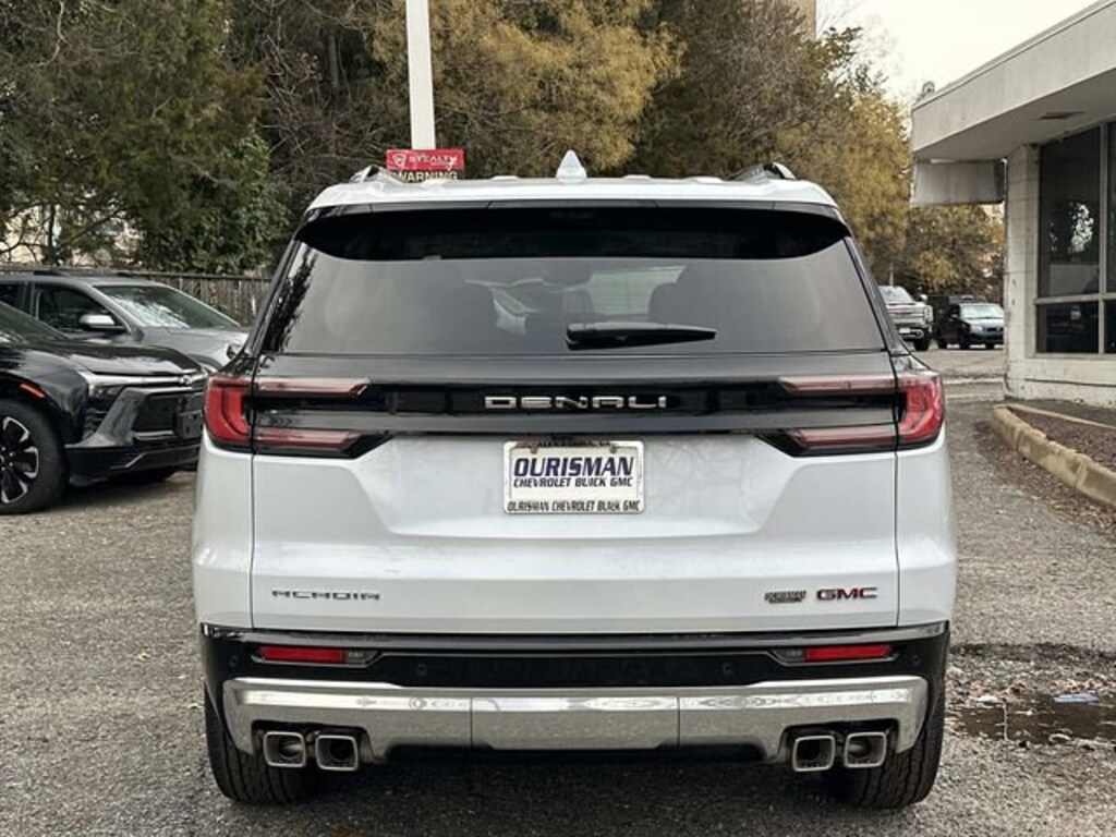 New 2026 GMC Acadia Denali SUV