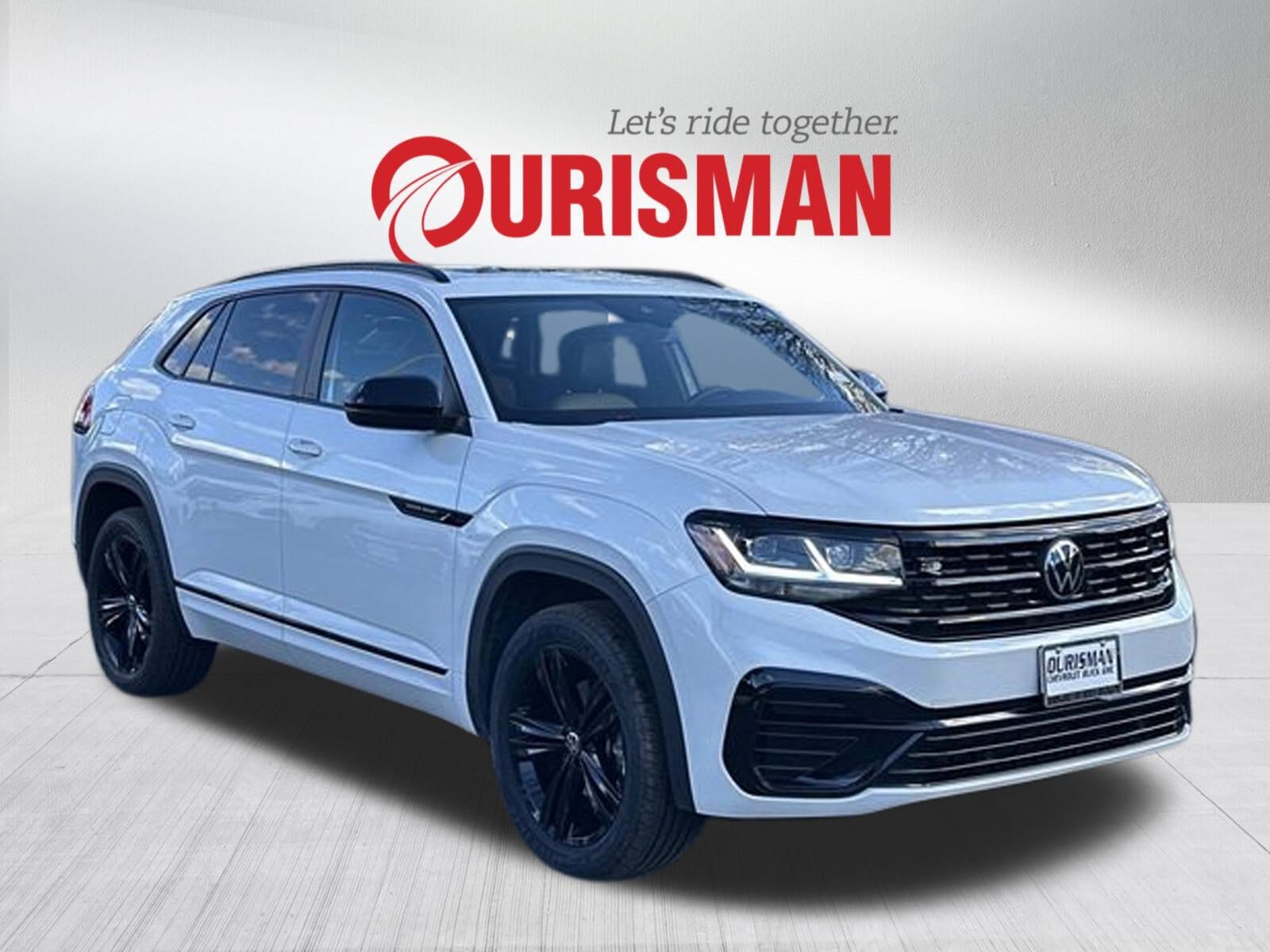 2023 Volkswagen Atlas Cross Sport SEL R-Line Black's photo