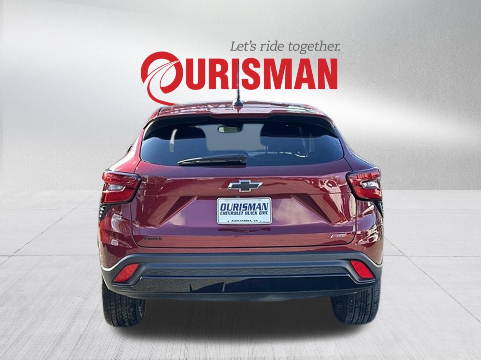 2024 Chevrolet Trax photo 3