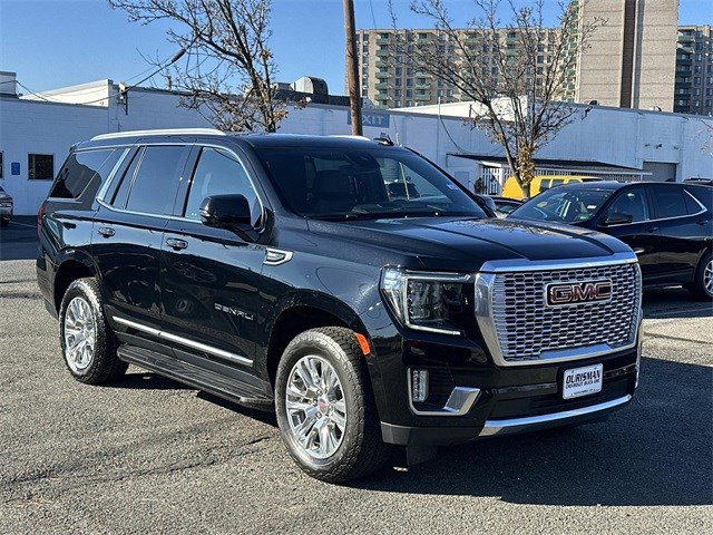 2023 GMC Yukon Denali's photo