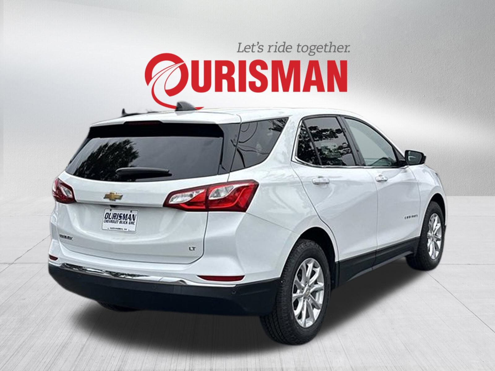 2020 Chevrolet Equinox LT photo 2