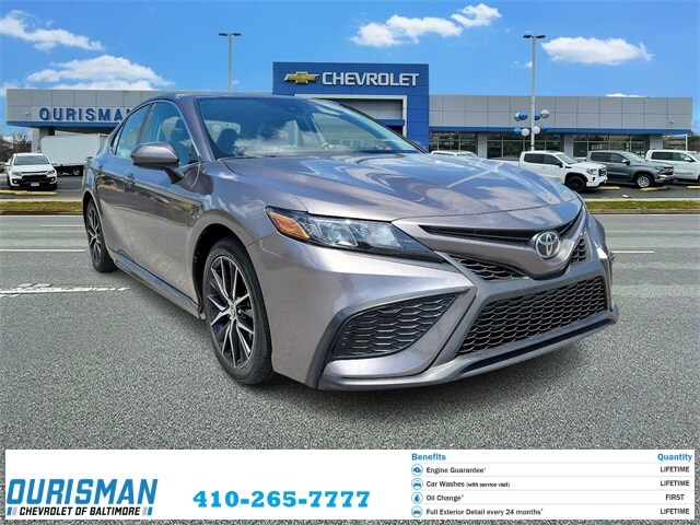 Used 2021 Toyota Camry SE with VIN 4T1G11AK5MU414130 for sale in Frederick, MD