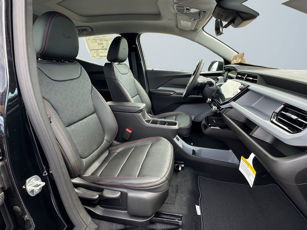 2027 Chevrolet Bolt RS - Photo 15