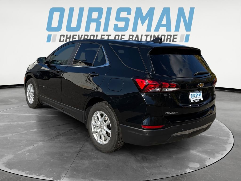 2023 Chevrolet Equinox LT photo 3